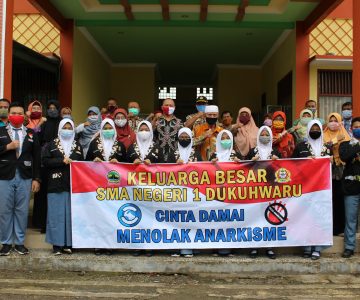 Gelar Deklarasi Damai, SMAN 1 Dukuhwaru Tolak Anarkisme