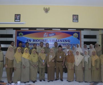 Pelaksanaan In House Training Implementasi Kurikulum Merdeka