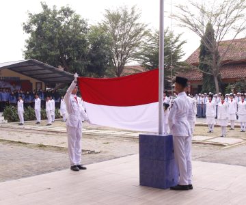 Upacara Bendera Memperingati Hari Ulang Tahun Republik Indonesia Ke-81